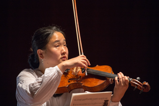 Abschlusskonzert in der Festhalle: Jihye Han